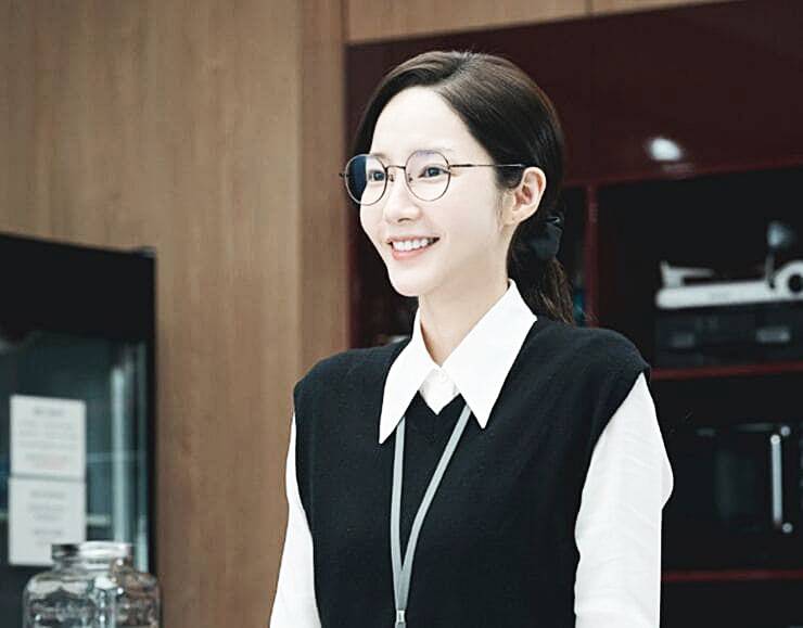 배우-박민영