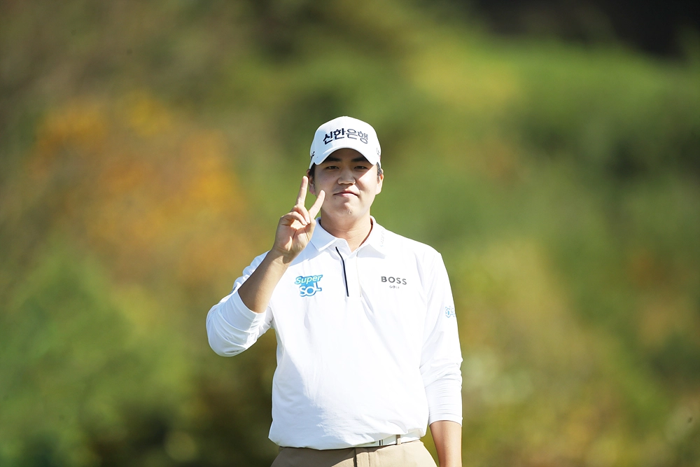 KPGA 이동민 프로 동아회원권그룹 오픈 우승 장유빈 선수 제네시스 대상 조기 확정 상금 특전 순위 장수CC 대회 경기 결과 우승자