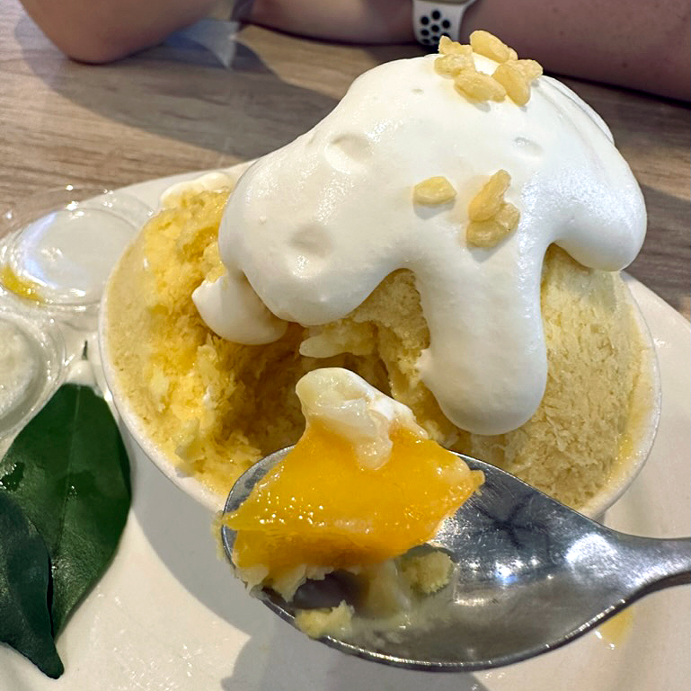 방콕 애프터유 망고 스티키 빙수