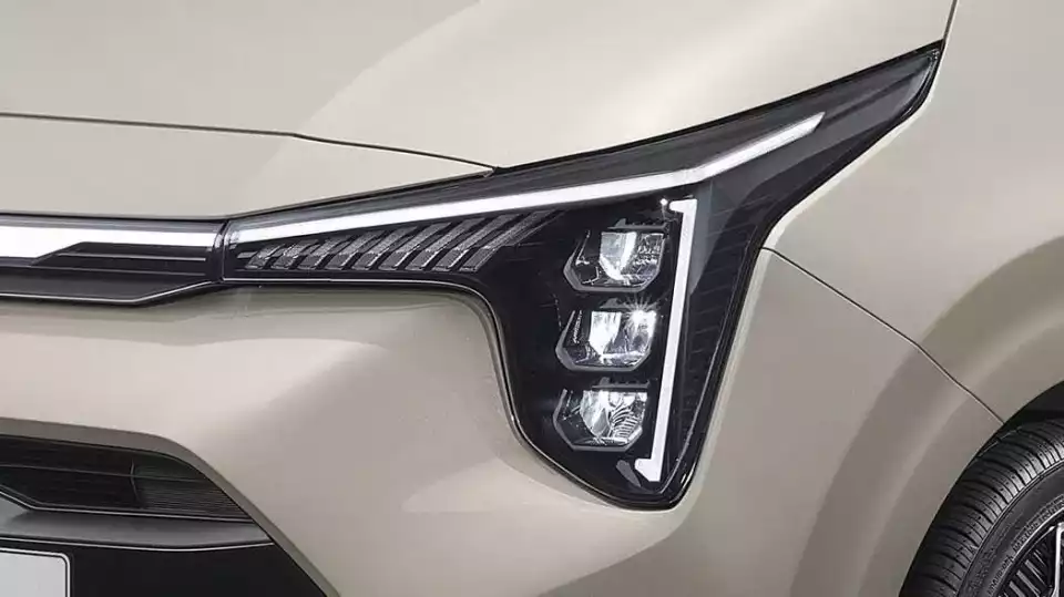 더 뉴 모닝의 스타맵 LED 헤드램프입니다.