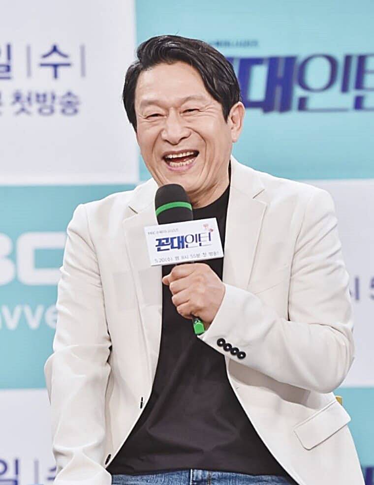 배우-김응수