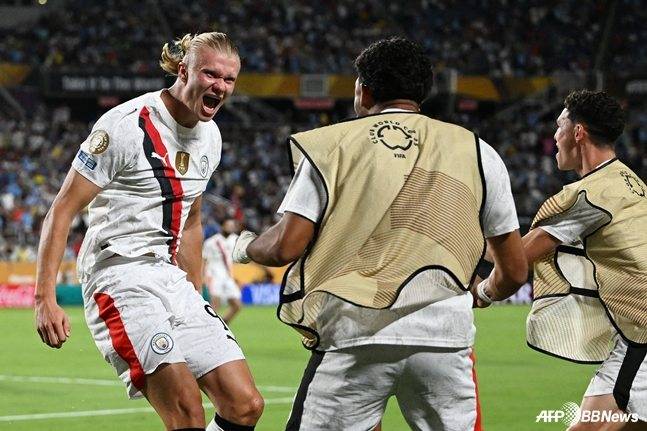 말콤과 홀란-AFP출저