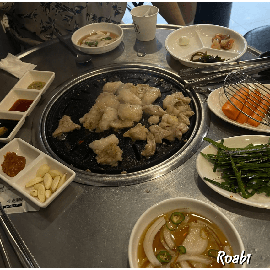 반찬 구성 &amp; 곁들임도 깔끔 그 자체