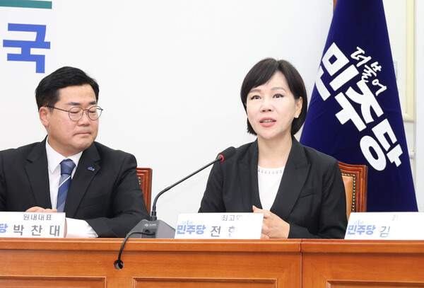 전현희 정치 행보: 국민권익위원장 사수와 '강철 나비'