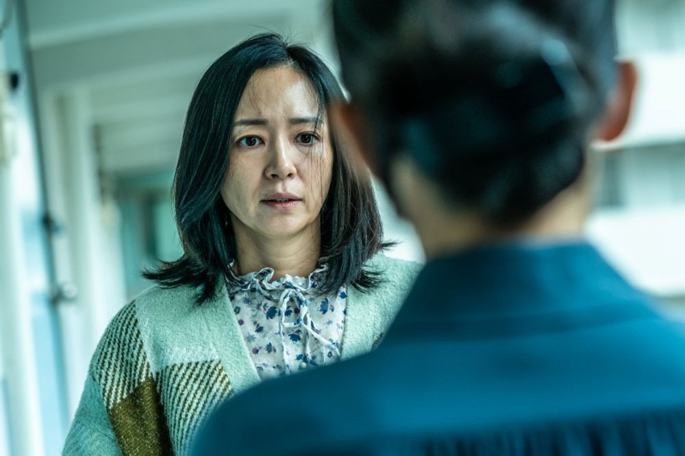 블록버스터 꺾고 역주행한 현실 공포 영화