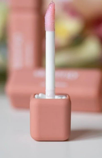 립케어 제대로 하자! 각질·건조·착색까지 해결하는 입술 종합 관리법