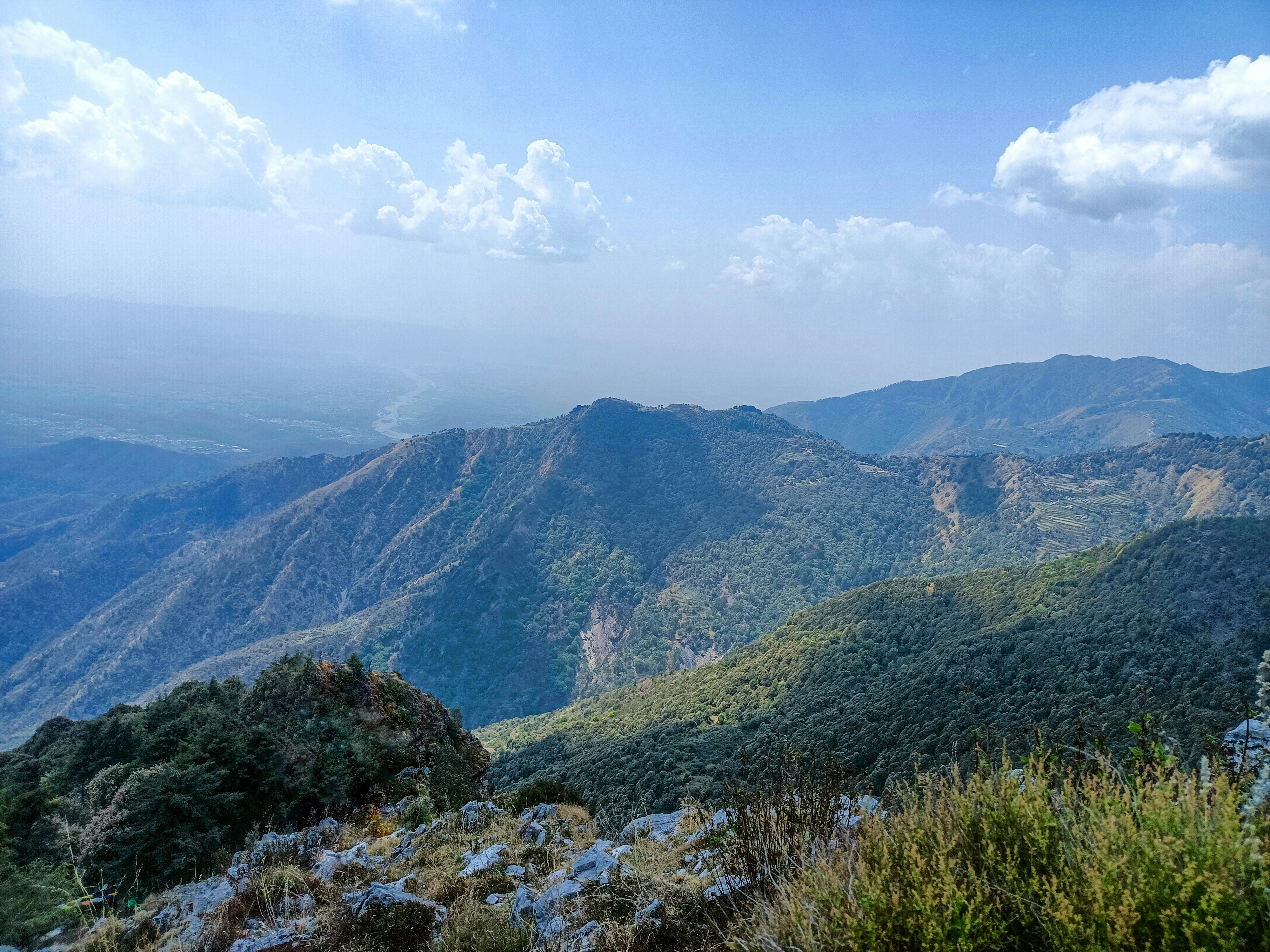 해발 700m 산중 전경 관련 사진