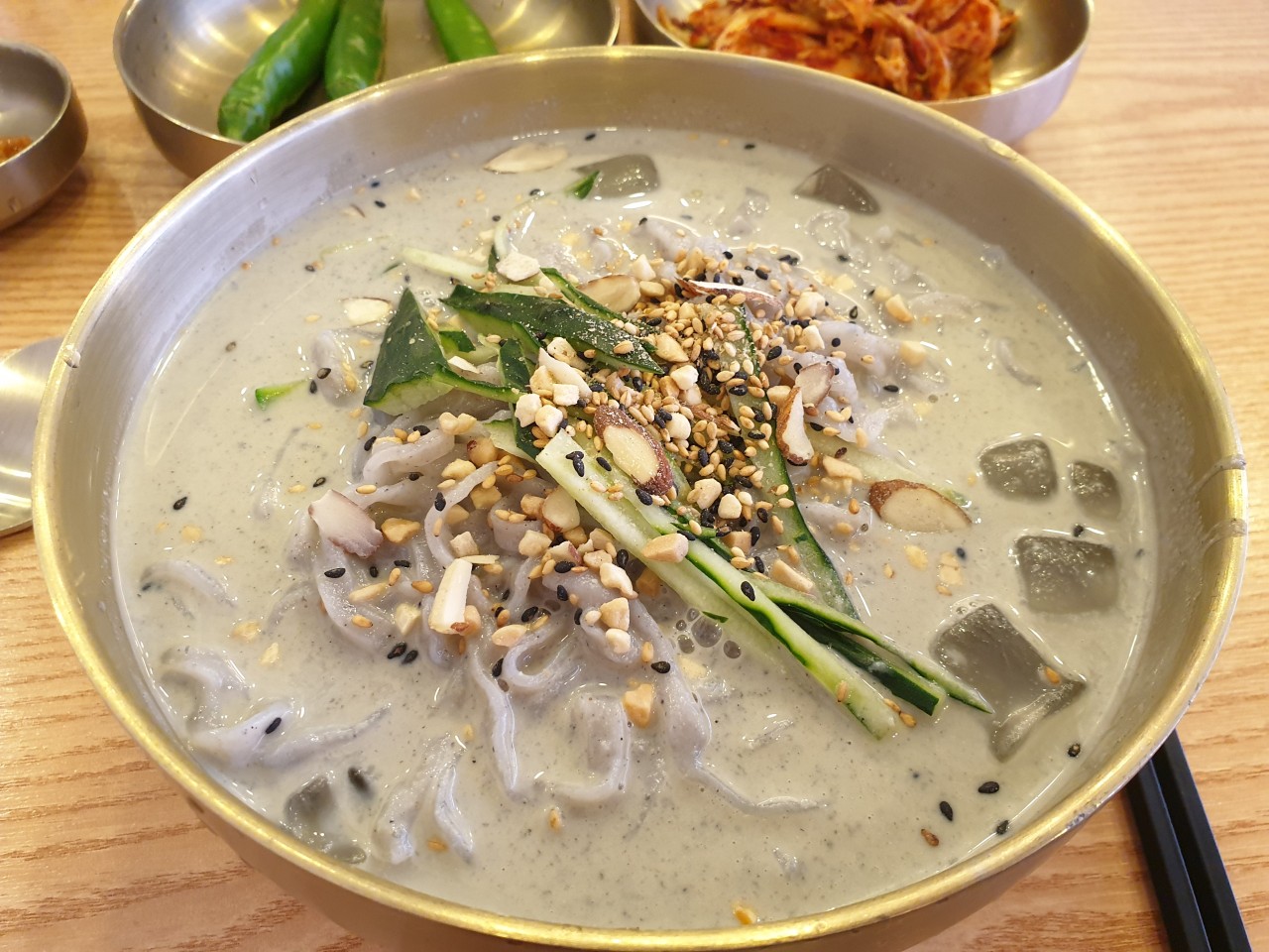[6시 내고향 대구 콩국수 맛집 위치] 검은콩 국물의 깊은 맛! 주문 포장 여름 한정 메뉴&middot;방문 시간&middot;주차 꿀팁 전화번호 총정리