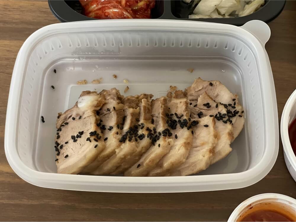 오봉집-보쌈-정식-고기양