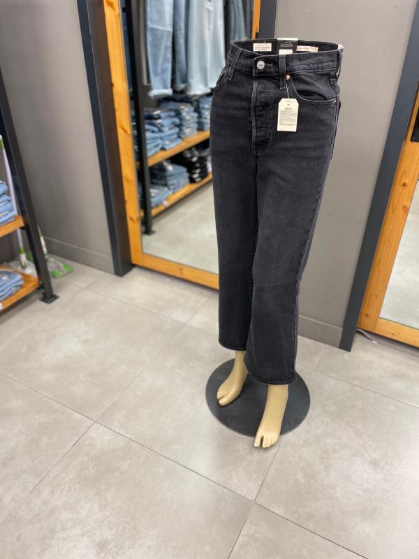 리바이스 여성 하이웨스트 크롭 부츠컷 블랙청바지 A19670004