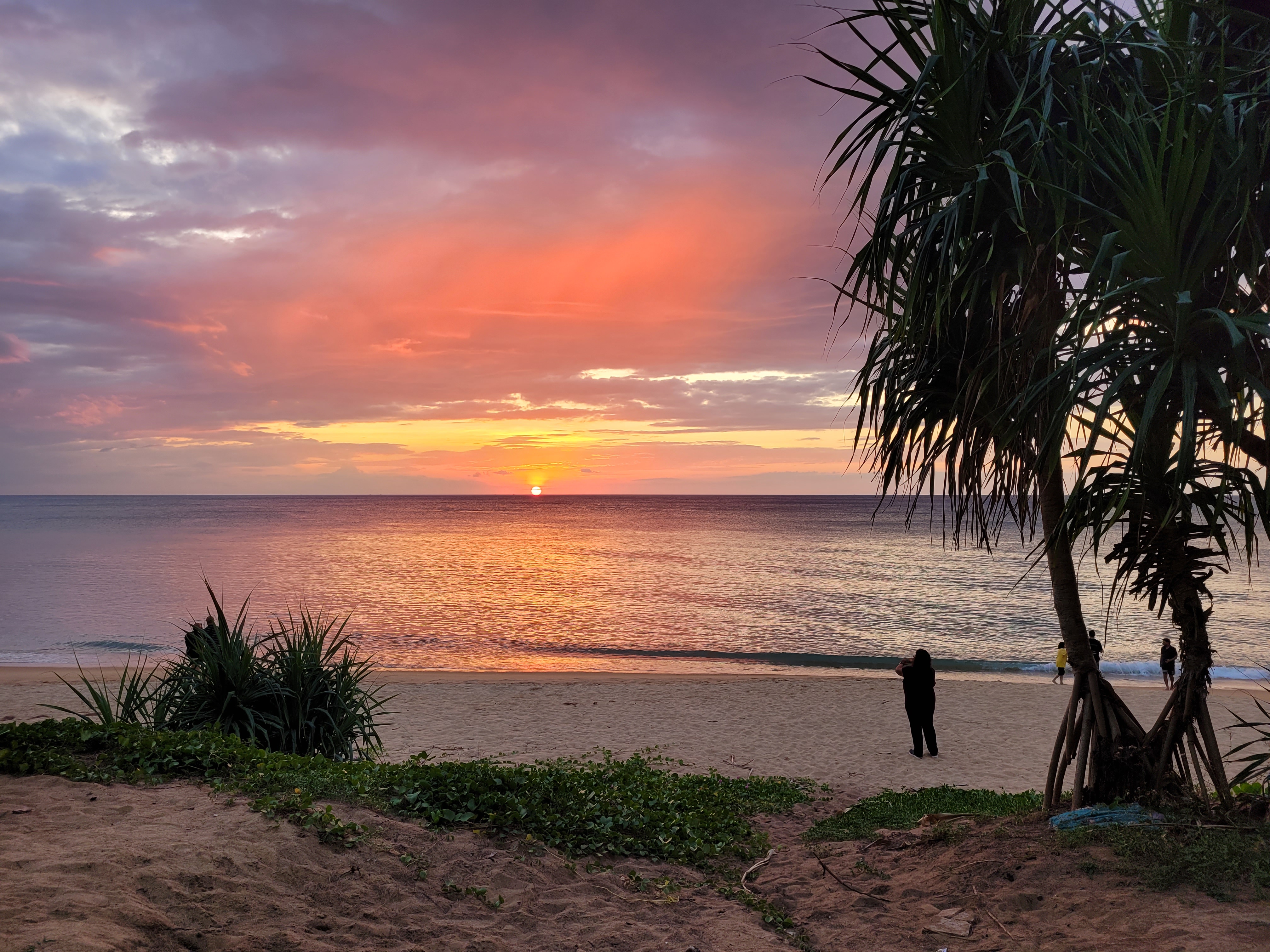 해가 거의 질 무렵 일몰의 절정