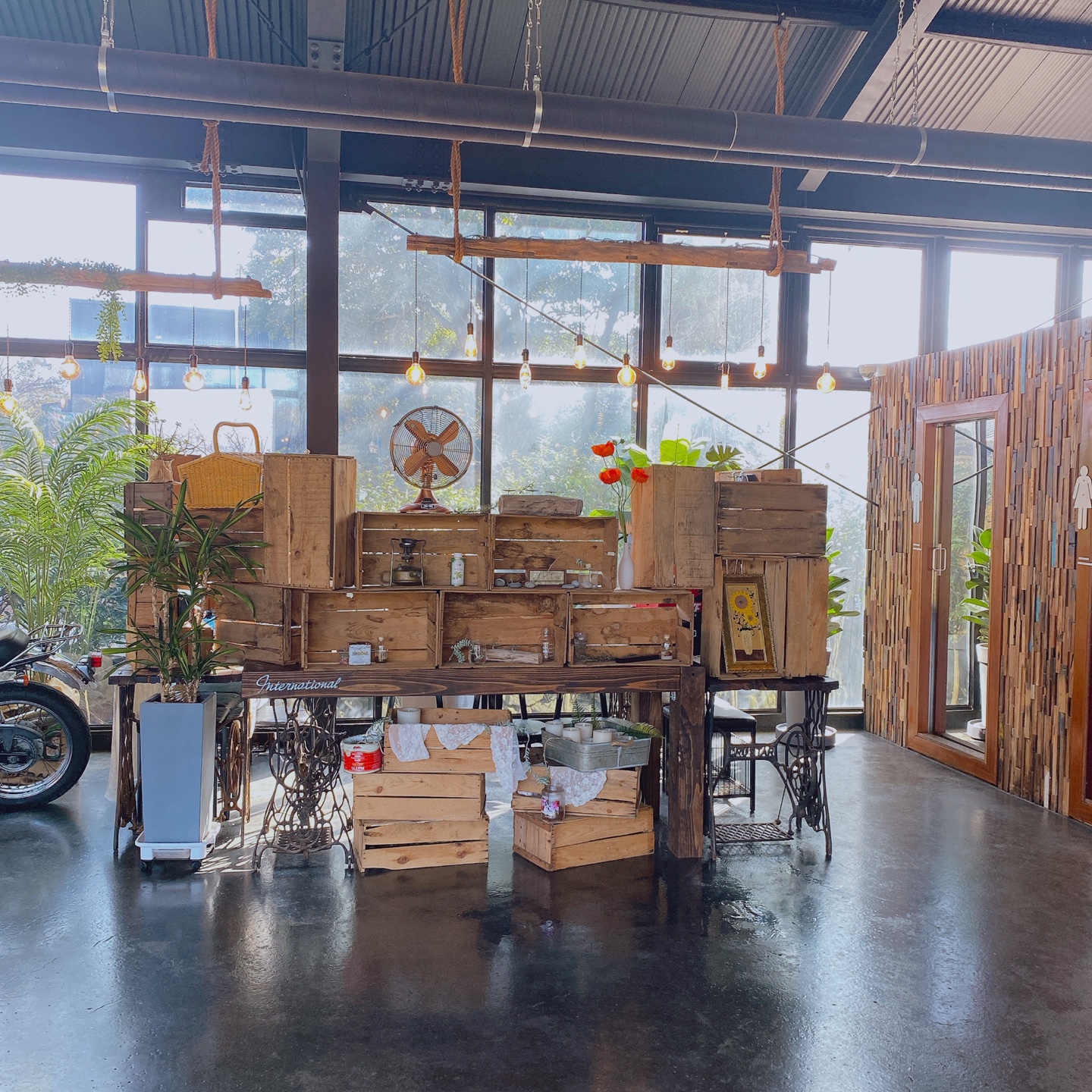 제주 조천 거문오름 2085카페