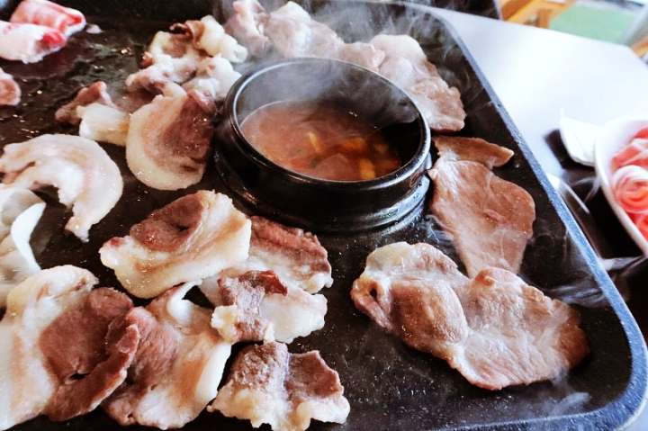 김포 마산동 맛집 추천 생방송투데이 단돈 3,900원 국내산 한돈 냉삼 대패 삼겹살 오늘방송 맛있고 싸다고