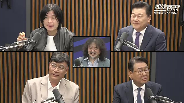 김어준의 겸손은힘들다 뉴스공장 2025년 10월 23일 목요일 [박주민, 한인섭, 김교흥, 이병철, 신용한, 주진우, 겸손NSC, 정미라, 윤복남, 스포츠공장].mp4_20251023_205651.804.jpg