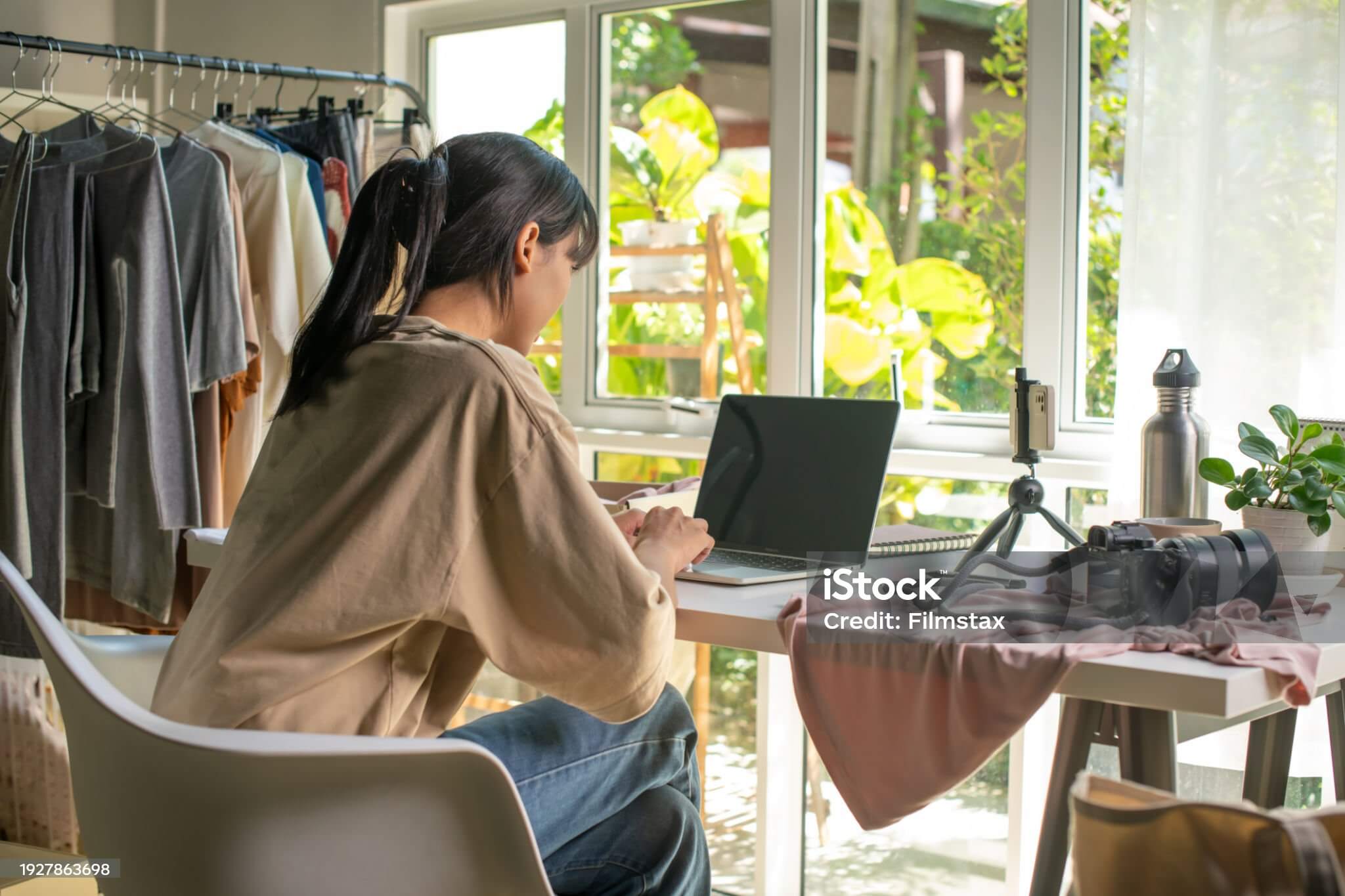 재능을 돈으로! 크몽, 탈잉, 숨고에서 서비스 판매하는 방법
