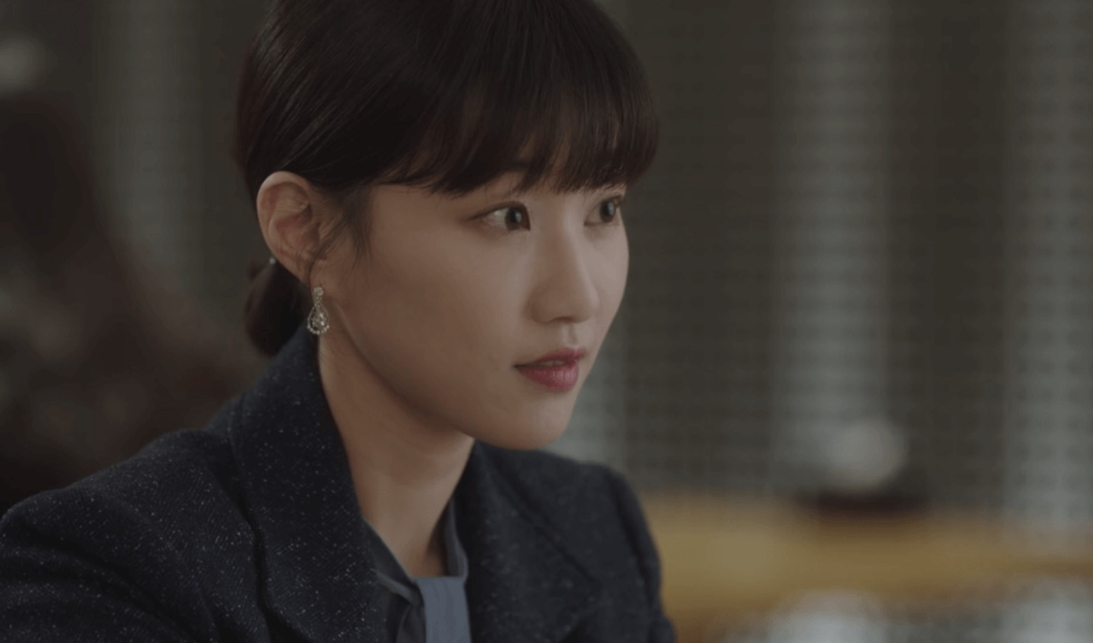 감동한-여자