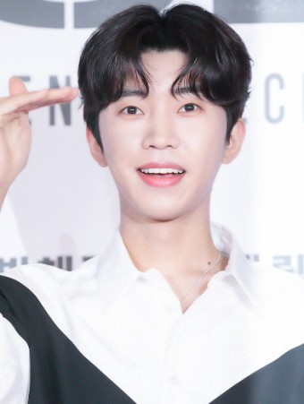 하나금융&amp;#44; 새 광고모델로 믿음과 신뢰의 가수 임영웅 발탁