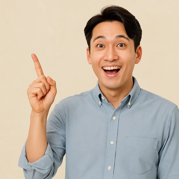 비상경제대응TF 발표 내용을 안내하듯 손가락을 들어올리는 한국인 남성 이미지