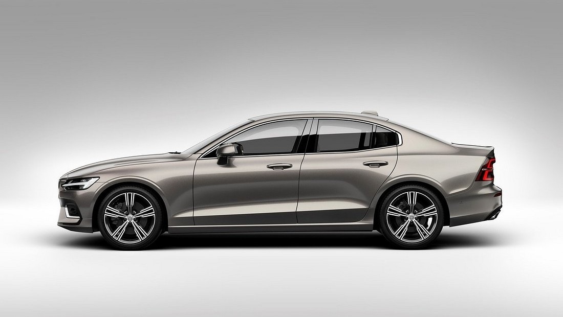 볼보S60 사이드 사진 출처 다음자동차