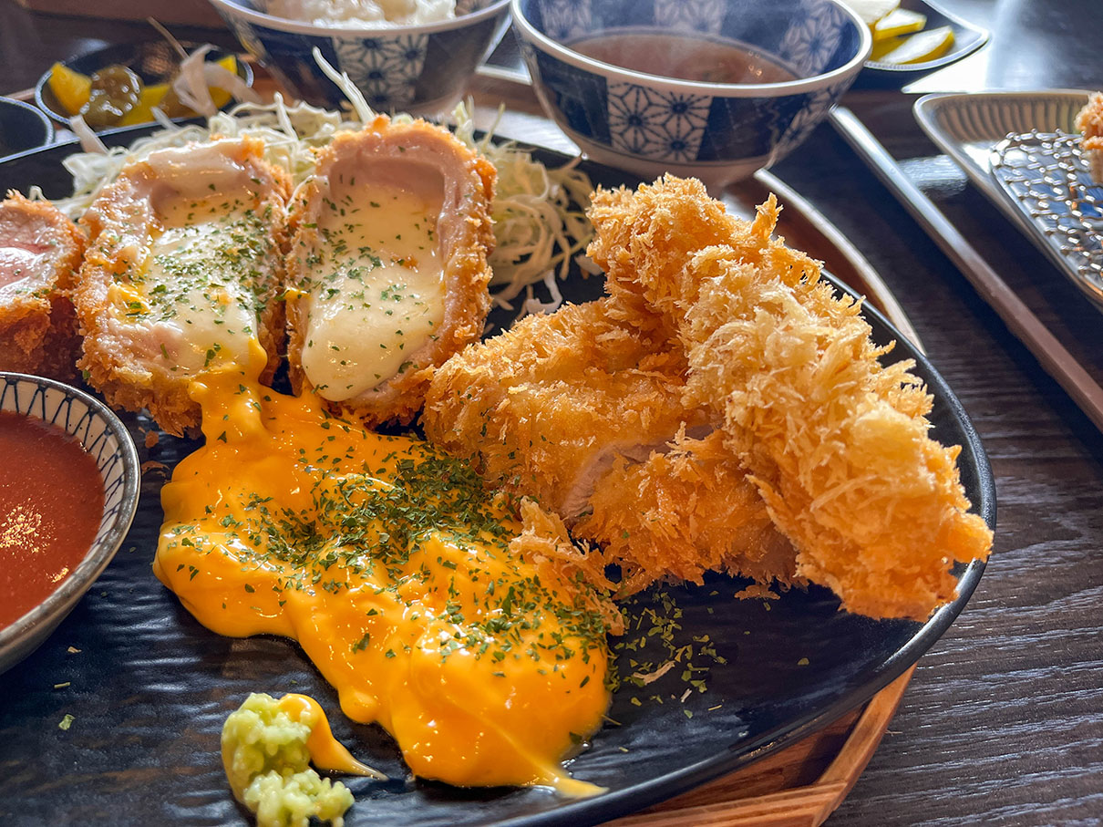 부산 기장 일광 오션뷰 맛집 일향가 일광산 치즈 폭포 모듬 카츠