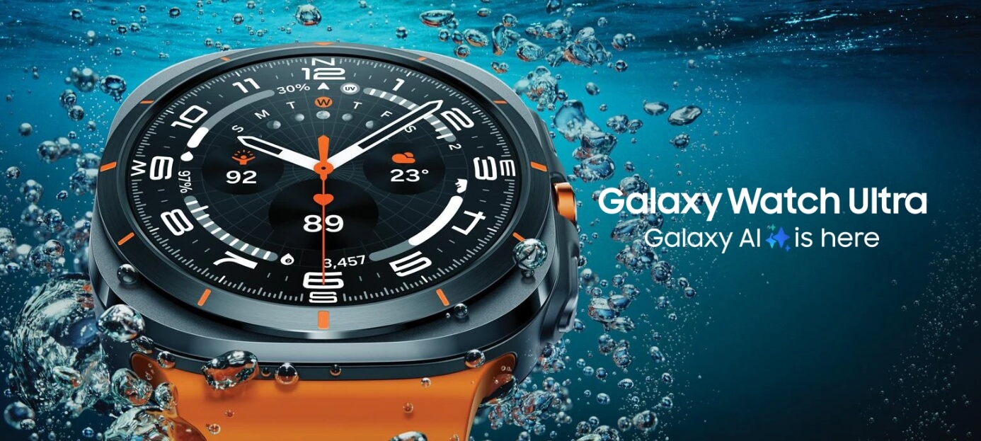 물속에서 방수 성능을 강조하며 강렬한 디자인이 돋보이는 갤럭시 워치 울트라. 물방울이 떨어지는 모습을 배경으로 한 역동적인 장면이 돋보입니다
