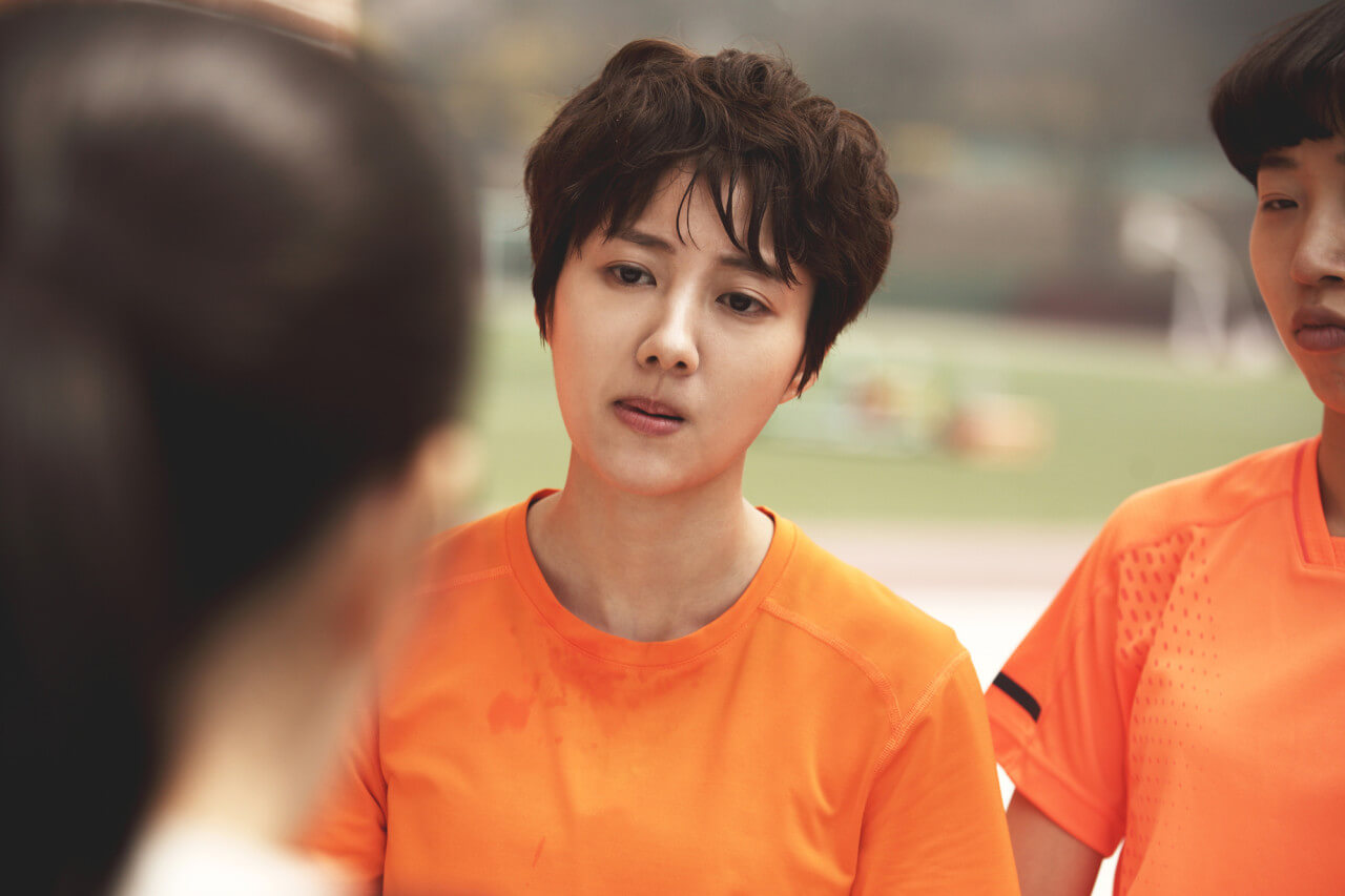 수지 선배의 까칠한 표정