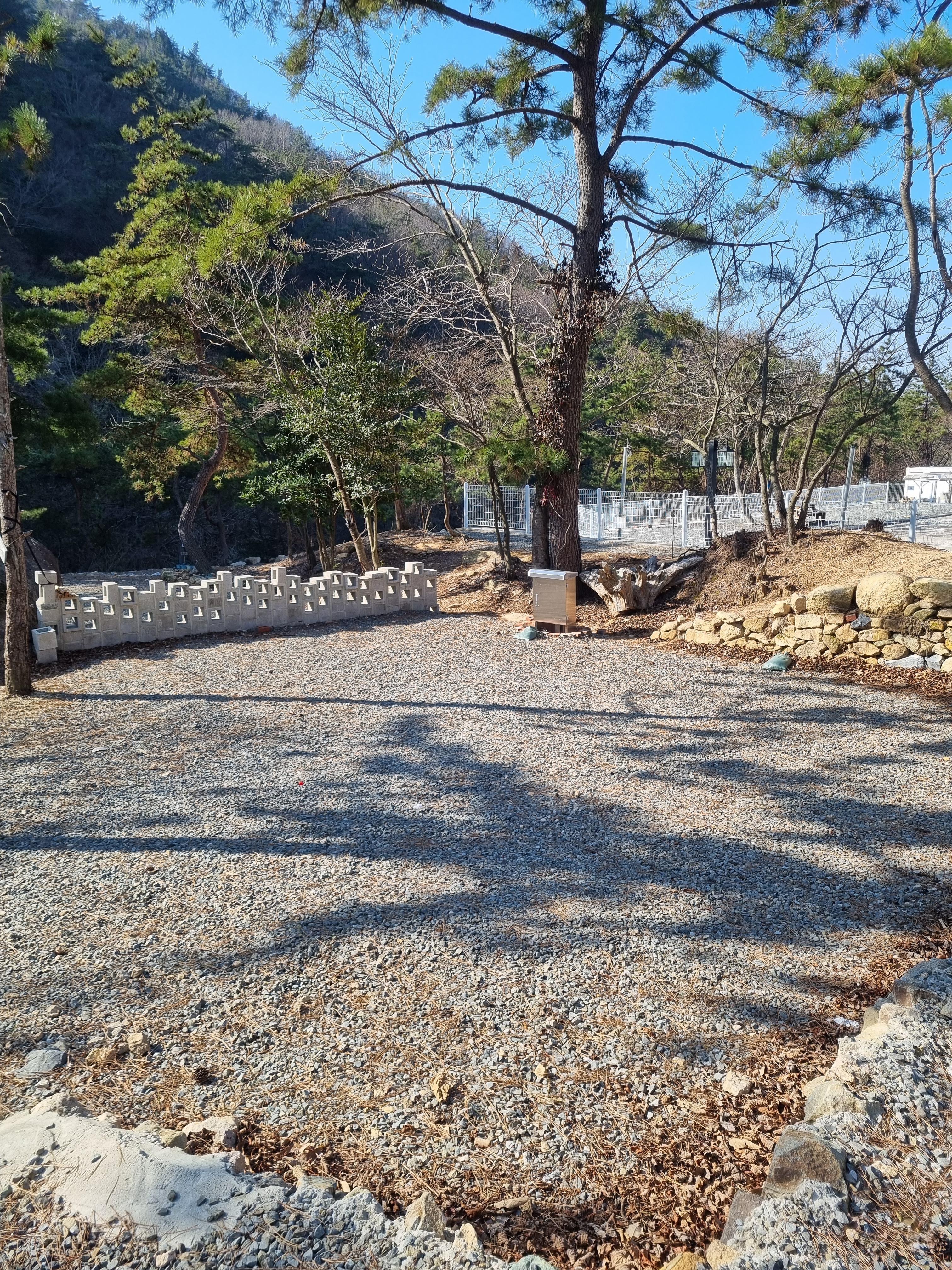 시간과 바깥 캠핑장