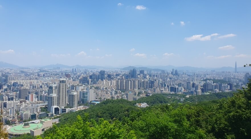 우면산 정상