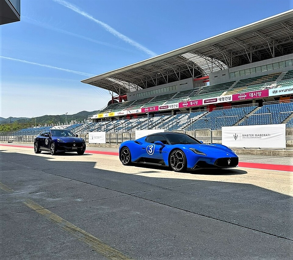 [시승] &quot;강렬함과 감성의 조화&quot; 서킷서 만난 삼지창&#44; 마세라티 &#39;그레칼레·MC20&#39;