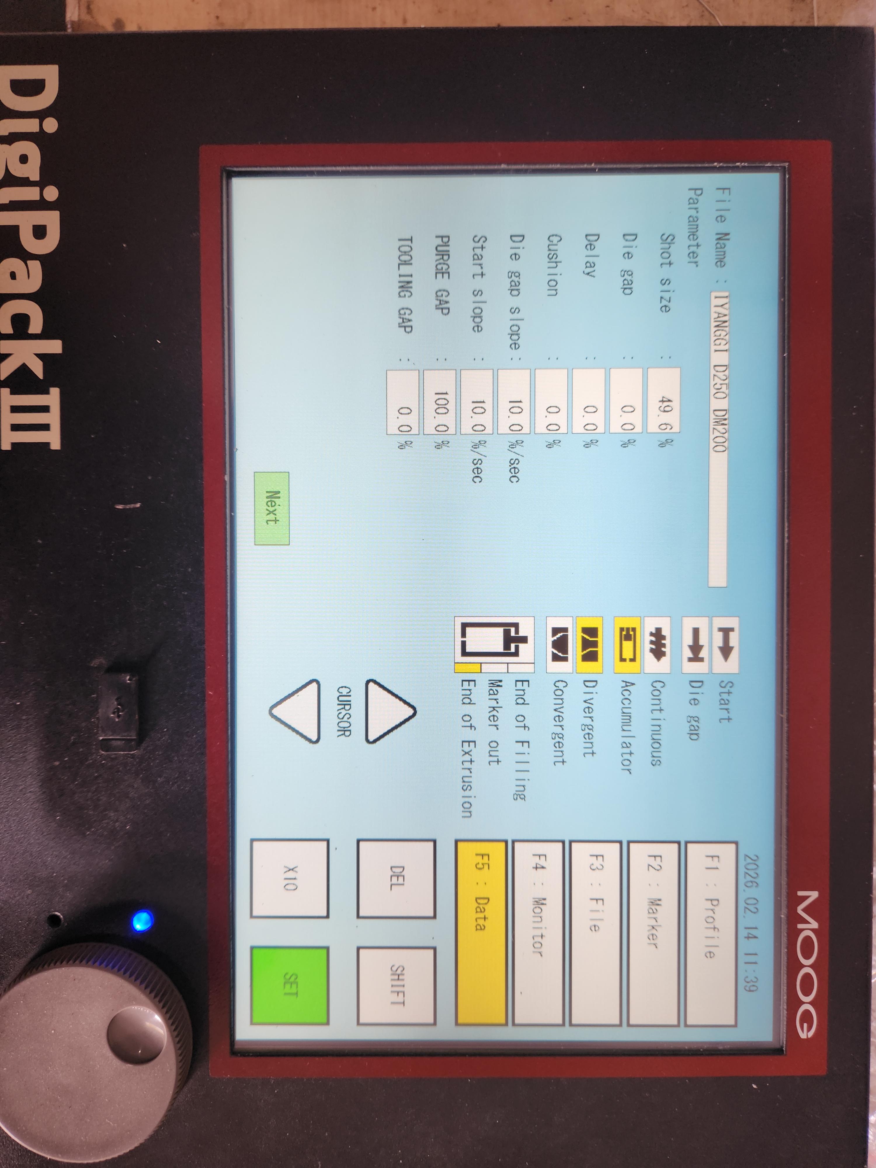 무그(MOOG) 터치패널 J141-215 Digipack III 터치 불능 수리 완료