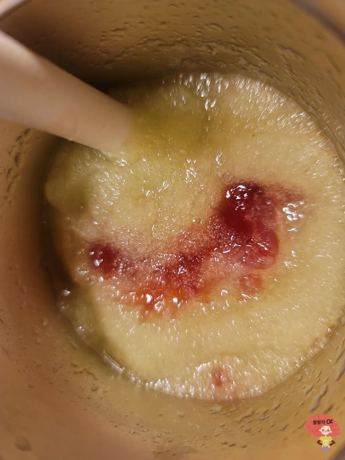 스타벅스-텀블러에-담은-더블-머스캣-블랜디드-음료-사진