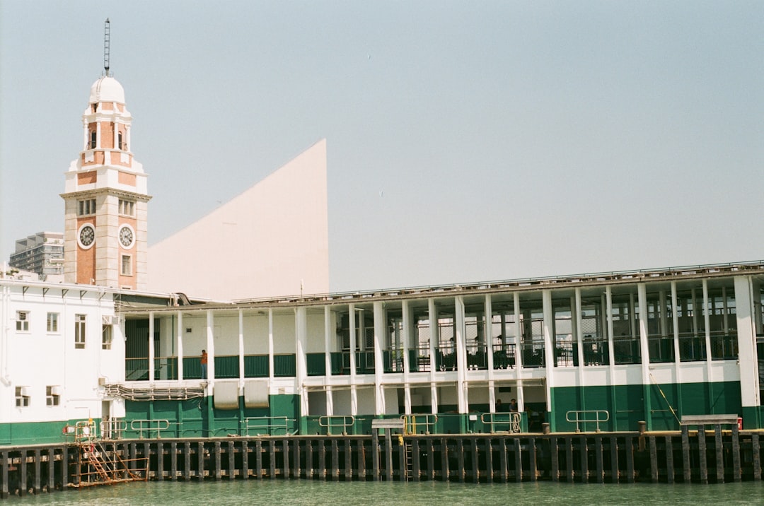'Admission'