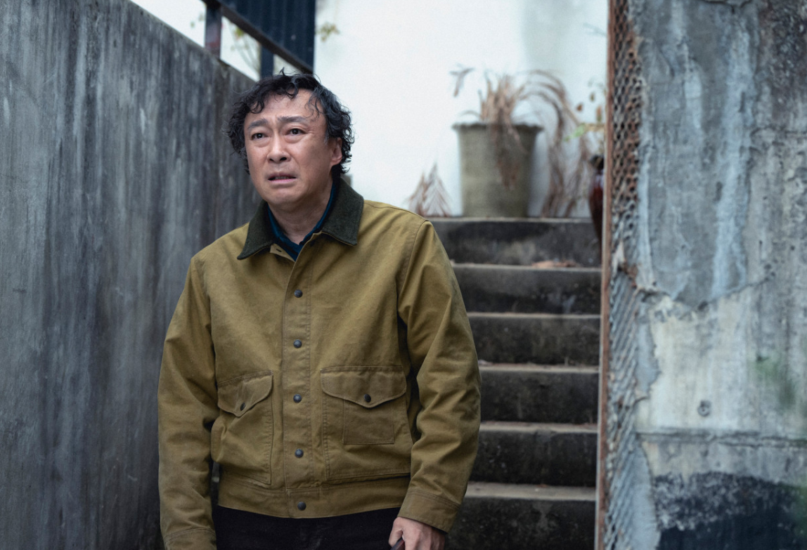 어쩔수가없다 이성민 - 출처: 공식홈