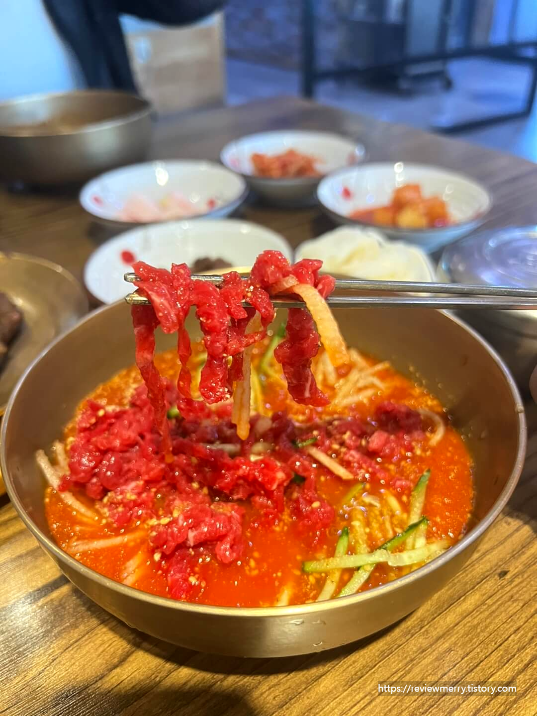 육회 한젓가락