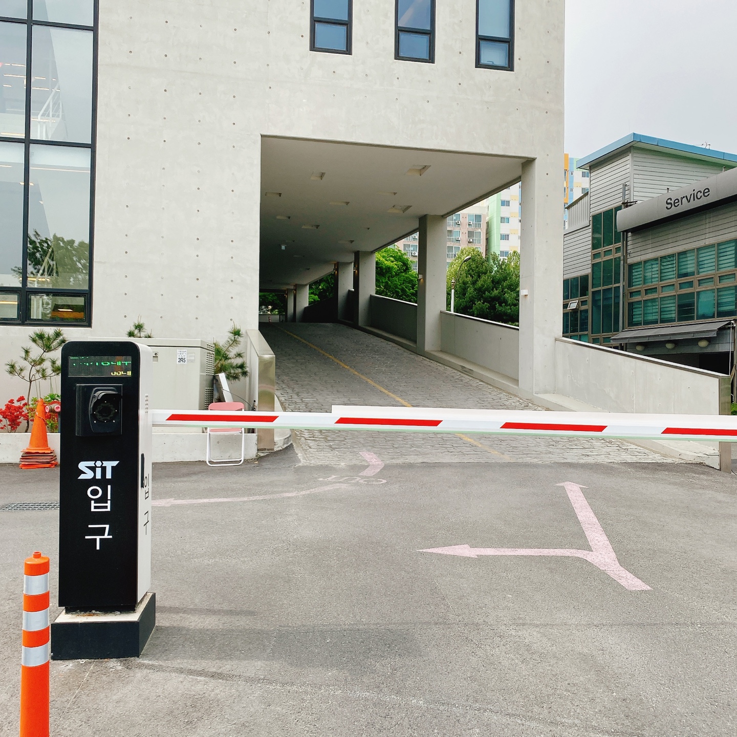 대전 대형베이커리 카페 크로넛 유성공원 에이트 aight