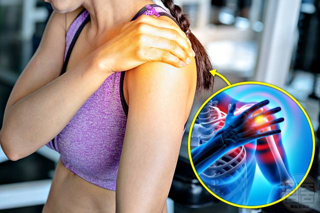 뭉친 어깨 풀기 스트레칭 딱딱하게 뭉친어깨 푸는법