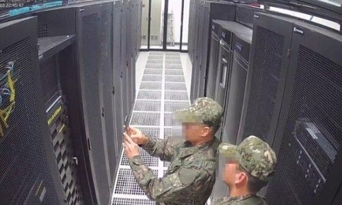 문상호 정보사령관