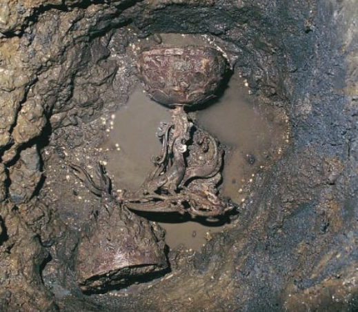 금동대향로 발견당시