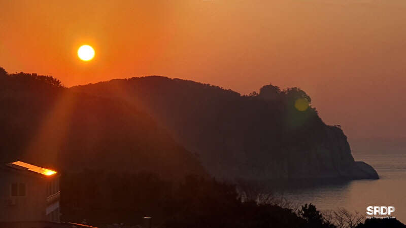해돋이명소-일출명소-거제도갈만한곳-겨울여행지추천-거제도일출해돋이명소-거제도신선대-바람의언덕-거제도여행코스추천-거제온더선셋