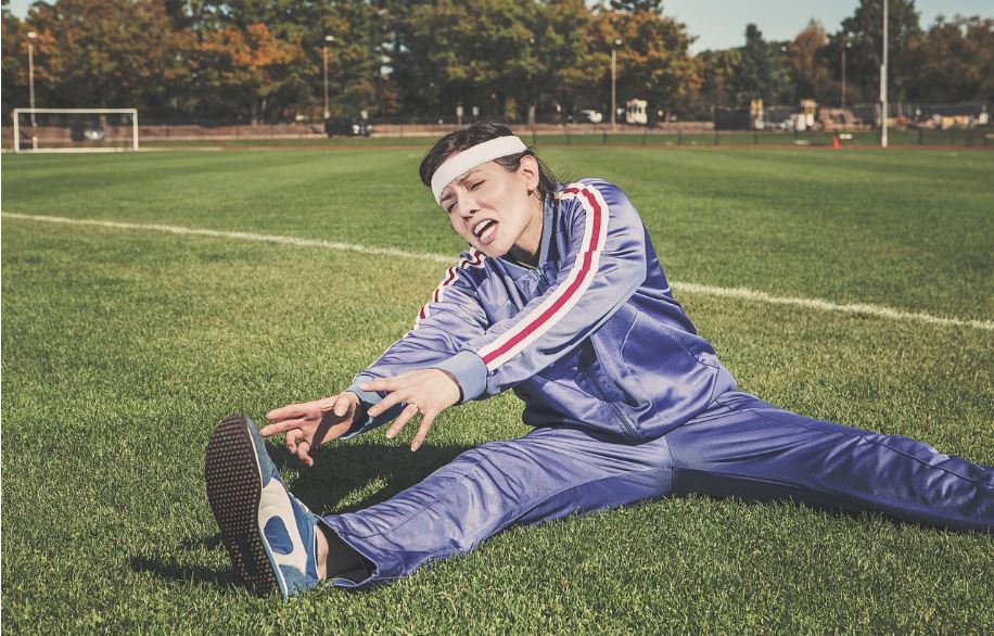 힘들게 운동하는 여성