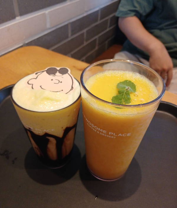 투썸 음료2잔