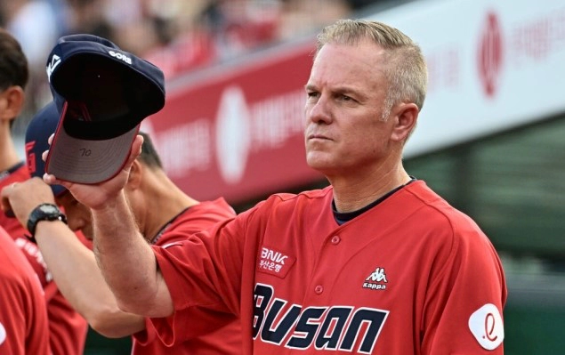 서튼 감독 경질 사퇴 상황 및 롯데 감독 서튼 나이 연봉 프로필 정리