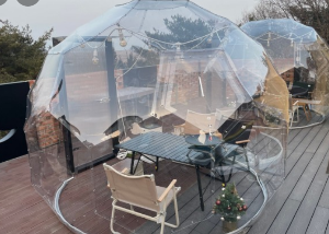투명 돔 캠핑장