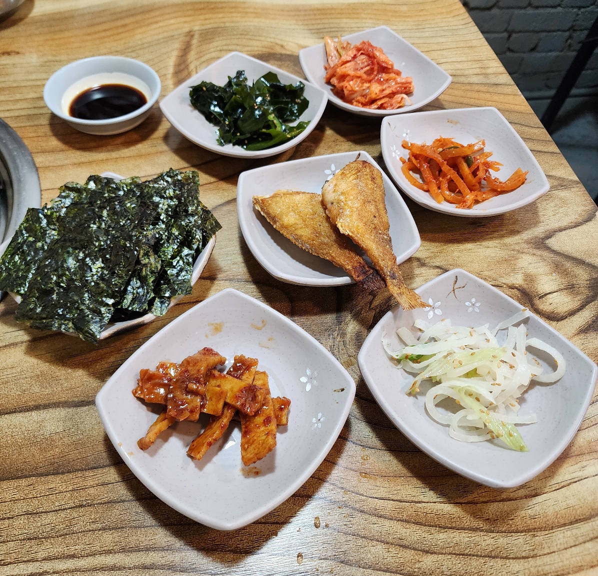 경주-시외-버스-터미널-근처-밥집-먹방-밑반찬