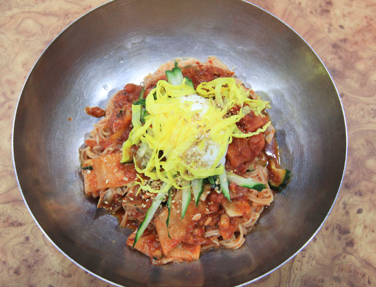 서면 대표 밀면 전문점