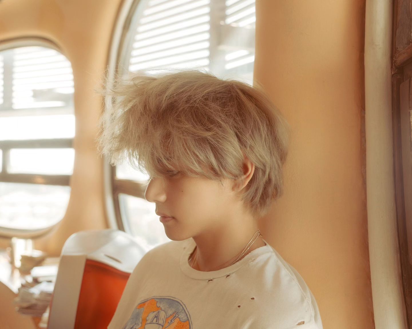 #V #뷔 &amp;#39;Layover&amp;#39; Concept Photo