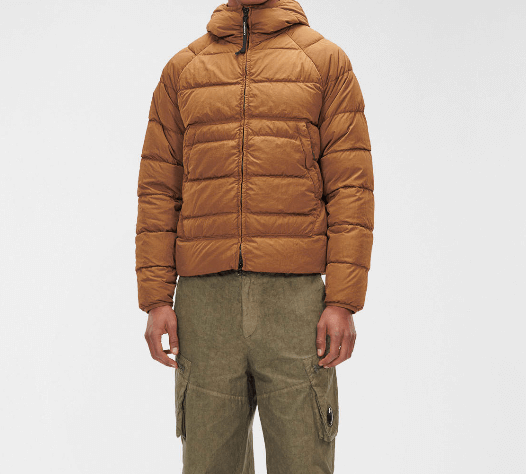 씨피컴퍼니 패딩 사진