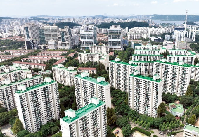 서울 양천구 목동 아파트 전경.