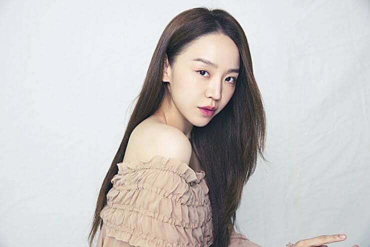 배우-신혜선