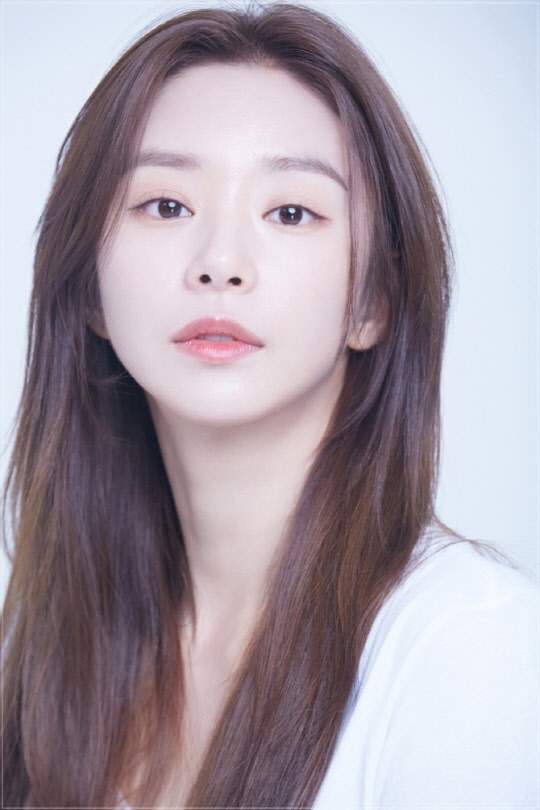 배우 이주빈